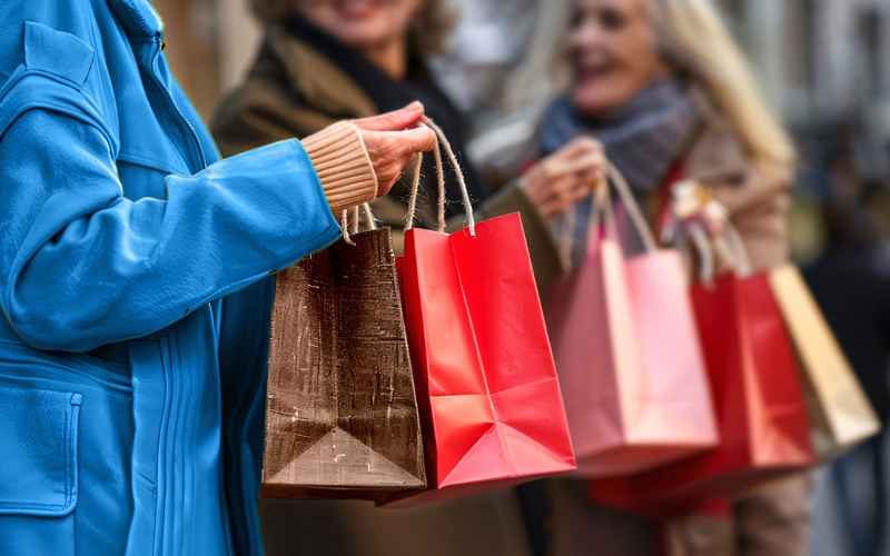 Personal Shopping and Gifts-last